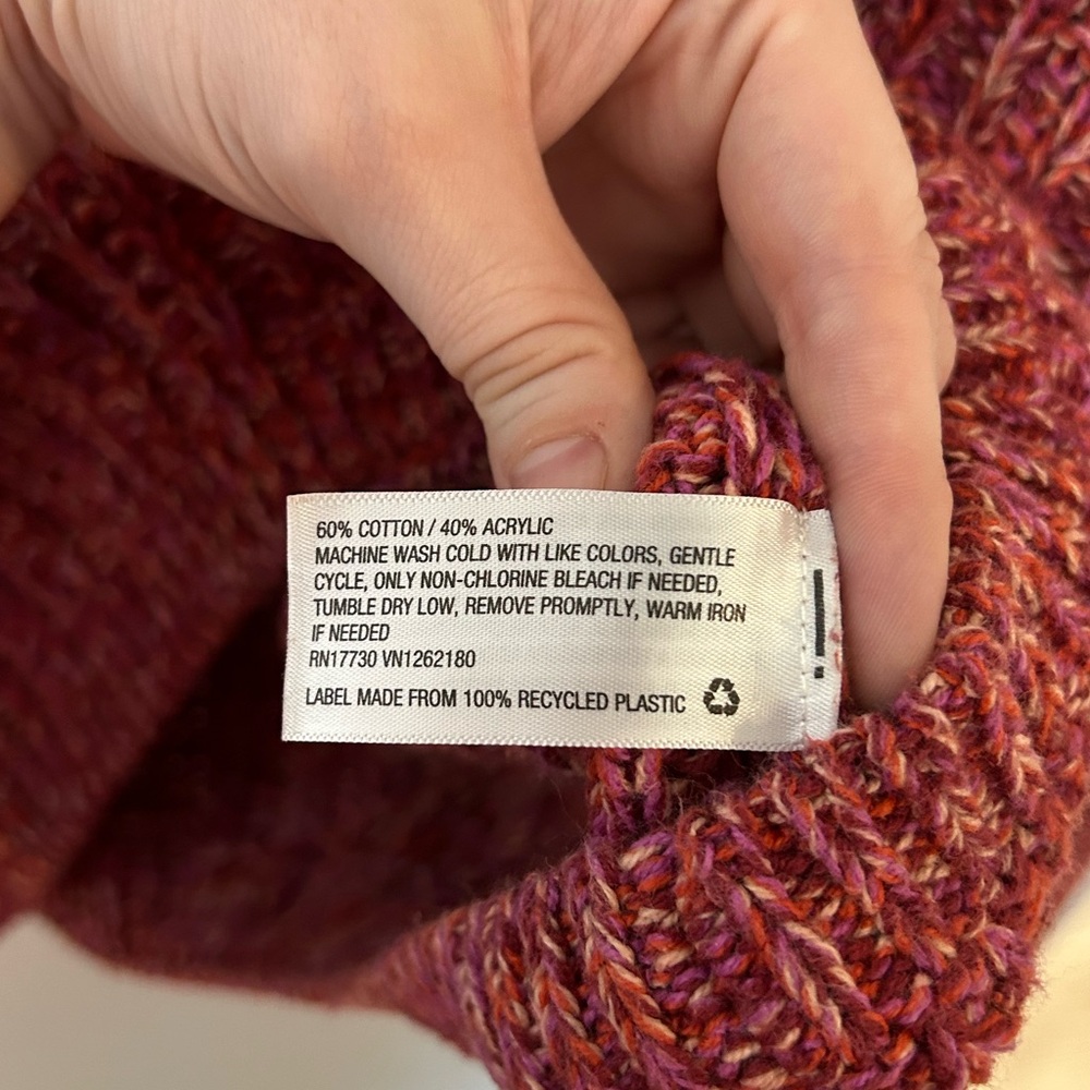 Universal Thread Sweater - Picture 5 of 8